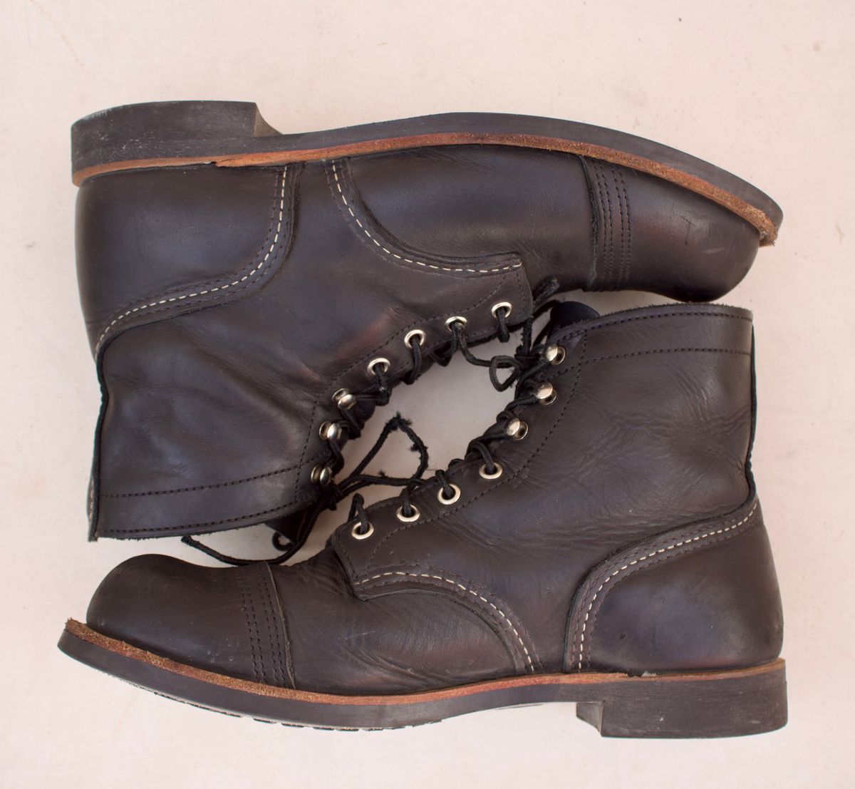 Photo by TangibleLily929 on January 2, 2026 of the Redwing Iron Ranger #8084 in Black Harness Leather.