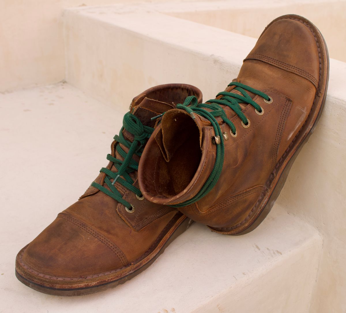 Photo by TangibleLily929 on January 2, 2026 of the Jim Green 719 in Bronco Oily Pull Up.