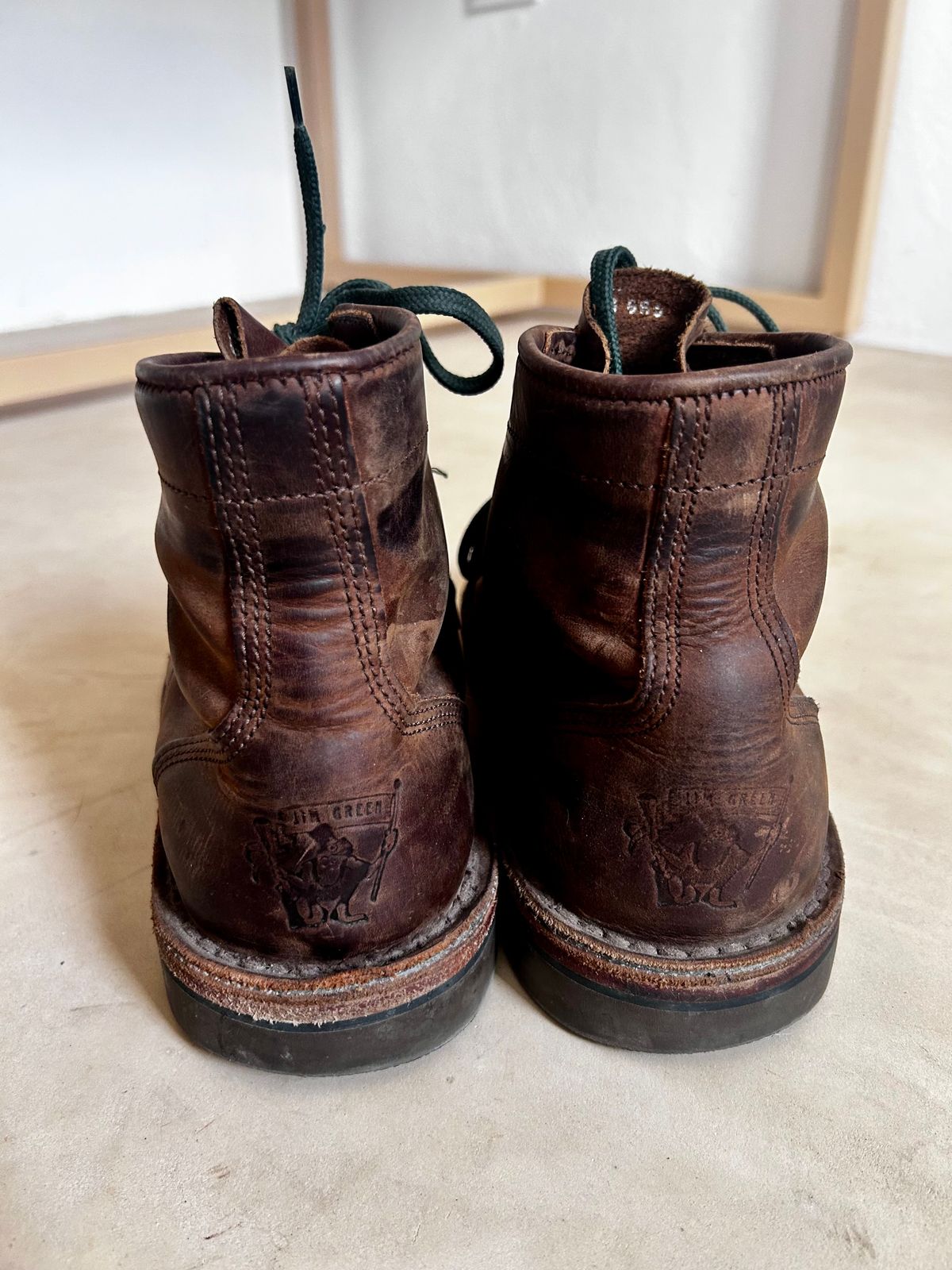 Photo by TangibleLily929 on March 5, 2026 of the Jim Green 719 in Bronco Oily Pull Up.