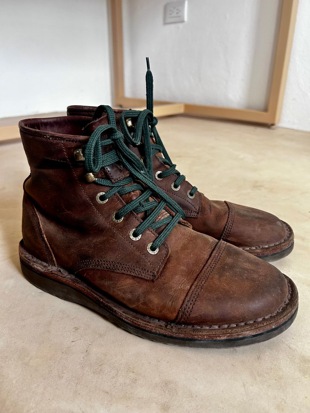 Photo by TangibleLily929 on March 5, 2026 of the Jim Green 719 in Bronco Oily Pull Up.