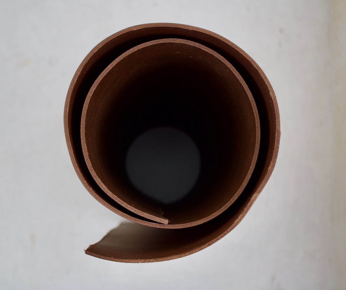 Photo by TangibleLily929 on October 2, 2025 of the Lefarc Tannery EAGLE in buffalo leather Crome And Wax Tanned.