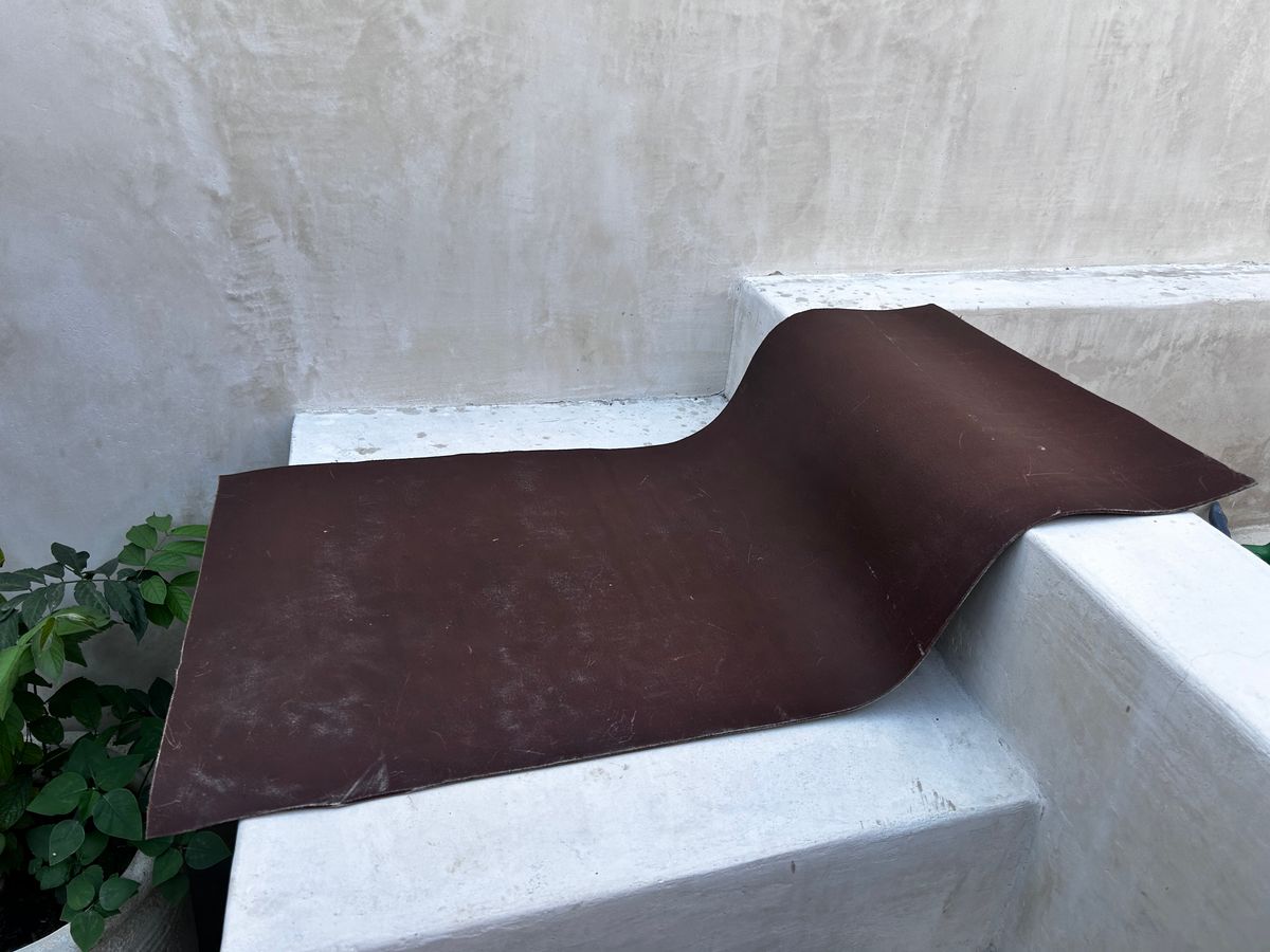 Photo by TangibleLily929 on December 5, 2025 of the Lefarc Tannery EAGLE in buffalo leather Crome And Wax Tanned.