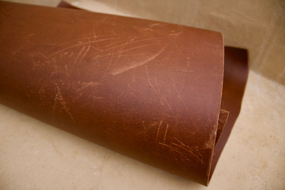 Photo by TangibleLily929 on April 2, 2026 of the Lefarc Tannery EAGLE in buffalo leather Crome And Wax Tanned.