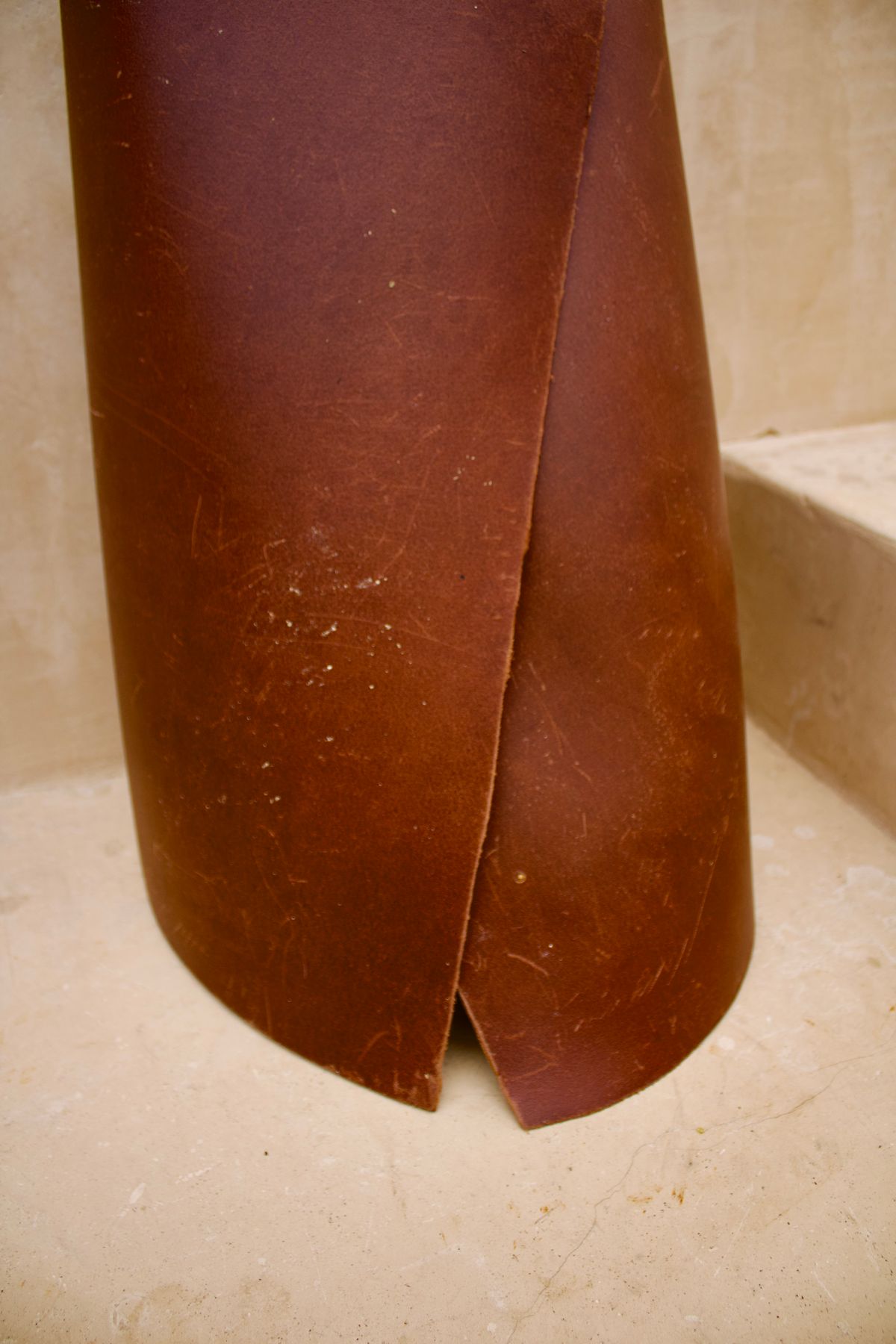 Photo by TangibleLily929 on April 2, 2026 of the Lefarc Tannery EAGLE in buffalo leather Crome And Wax Tanned.