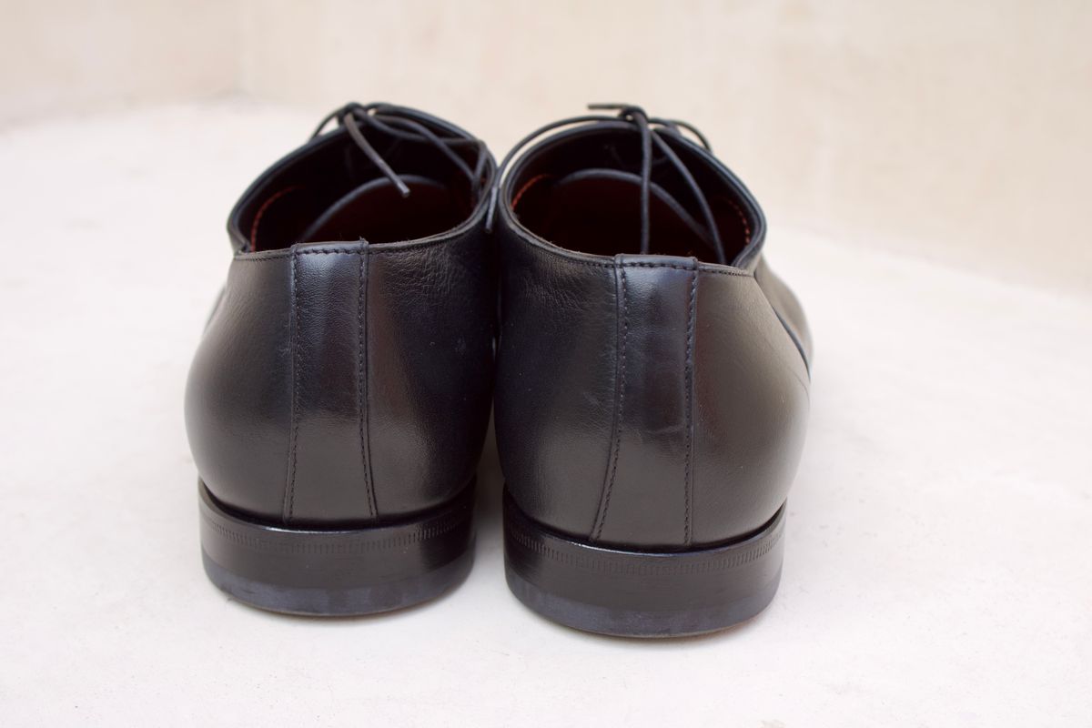 Photo by TangibleLily929 on October 1, 2025 of the Santoni black leather Oxford shoe in Italian Black Calf.