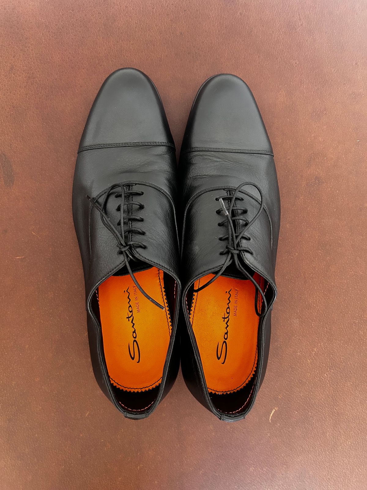 Photo by TangibleLily929 on October 1, 2025 of the Santoni black leather Oxford shoe in Italian Black Calf.