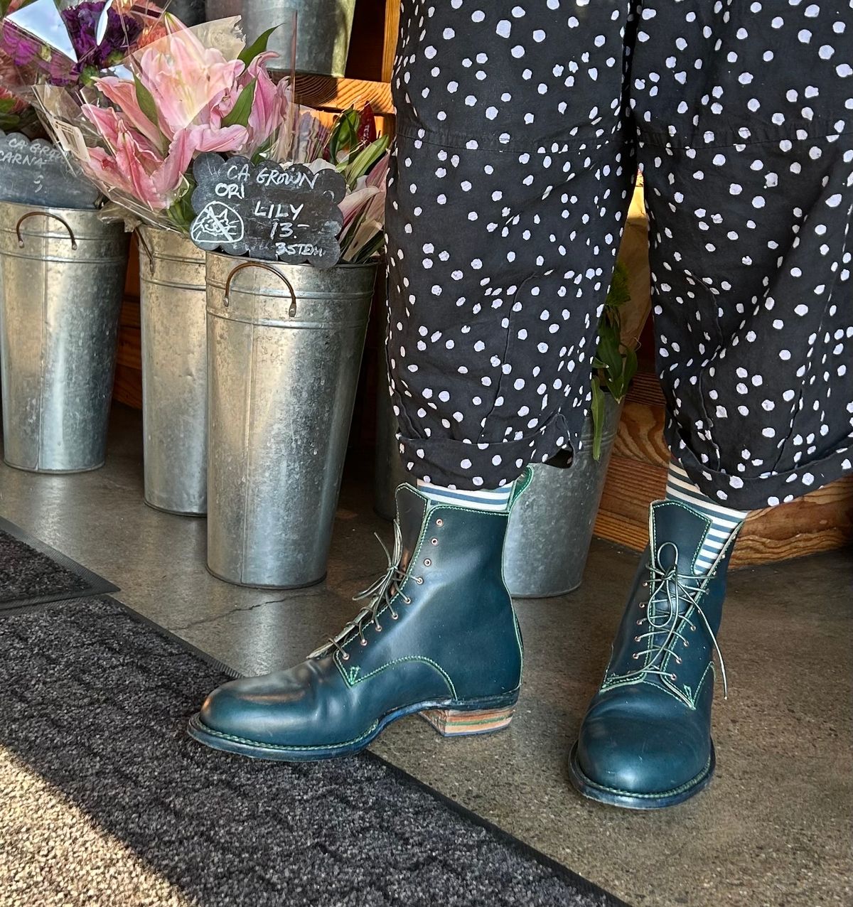 Photo by gittyduncan on November 9, 2023 of the Gitty Duncan Dance boot 001 in MPG Apollo Mediterranean Blue.