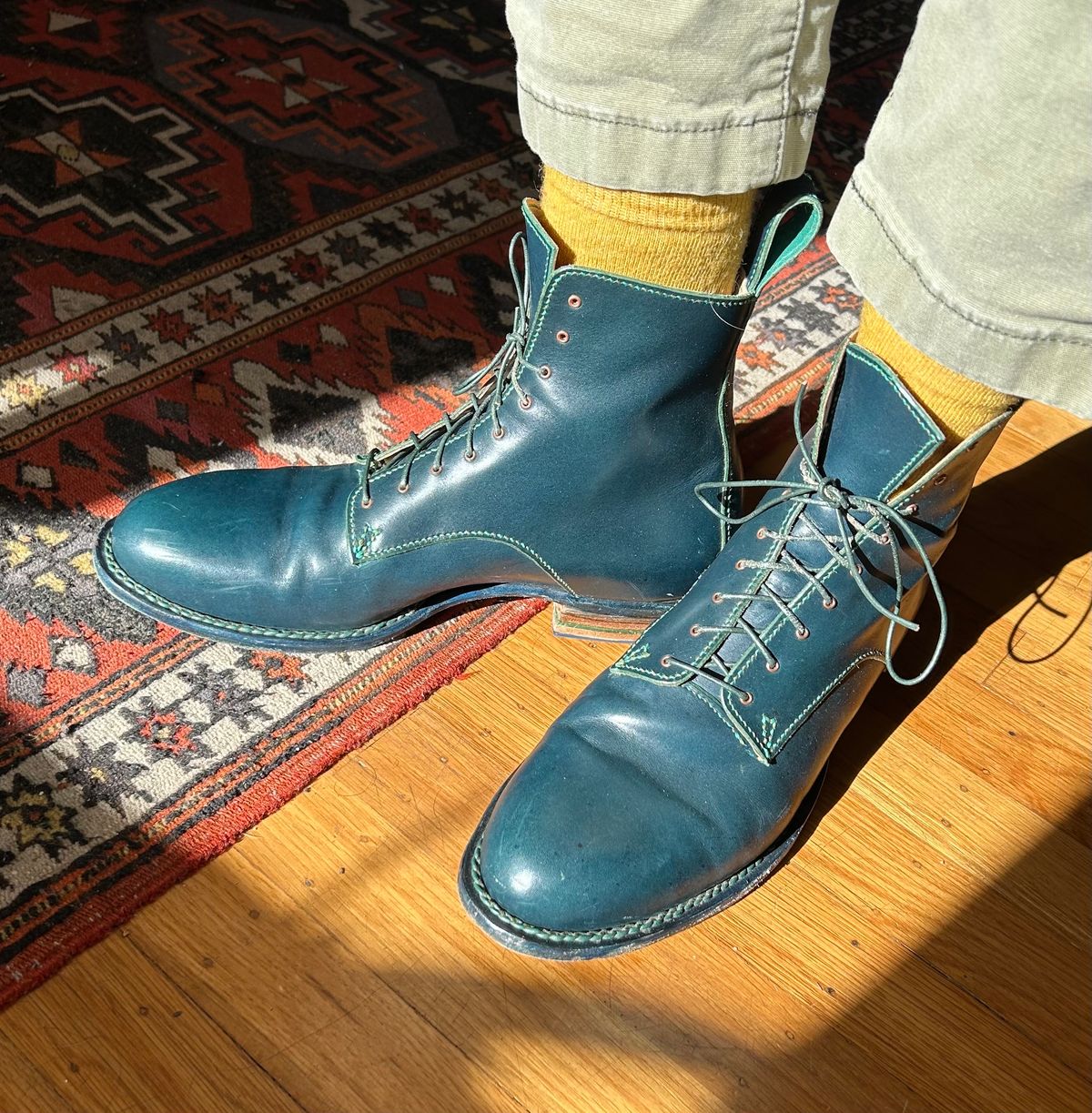 Photo by gittyduncan on December 18, 2023 of the Gitty Duncan Dance boot 001 in MPG Apollo Mediterranean Blue.