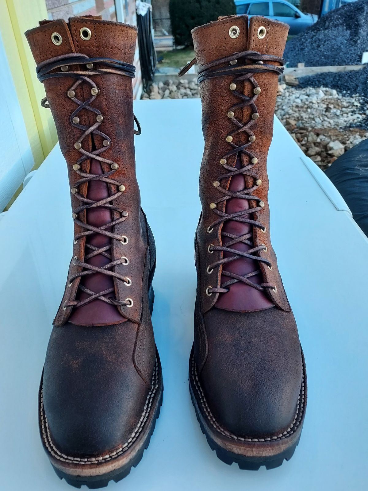 Photo by slow.smooth on January 5, 2023 of the Nicks BuilderPro in Seidel 1964 Brown Roughout.