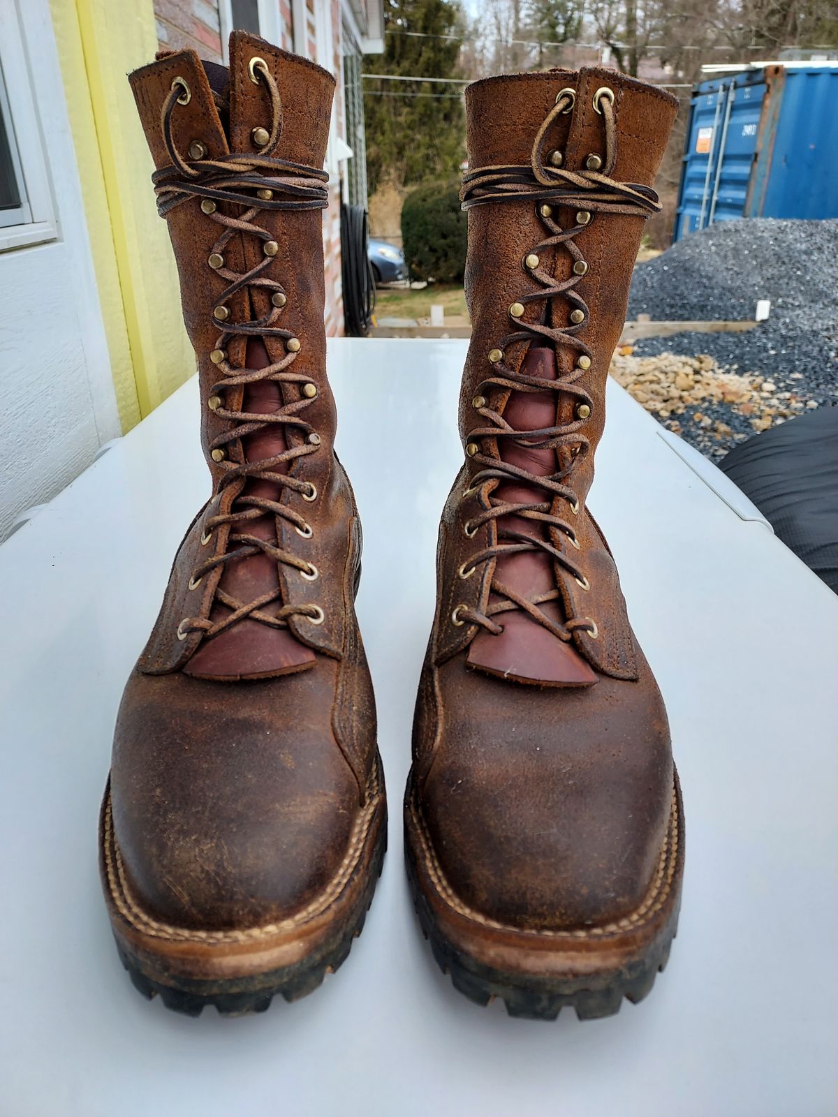 Photo by slow.smooth on February 5, 2023 of the Nicks BuilderPro in Seidel 1964 Brown Roughout.