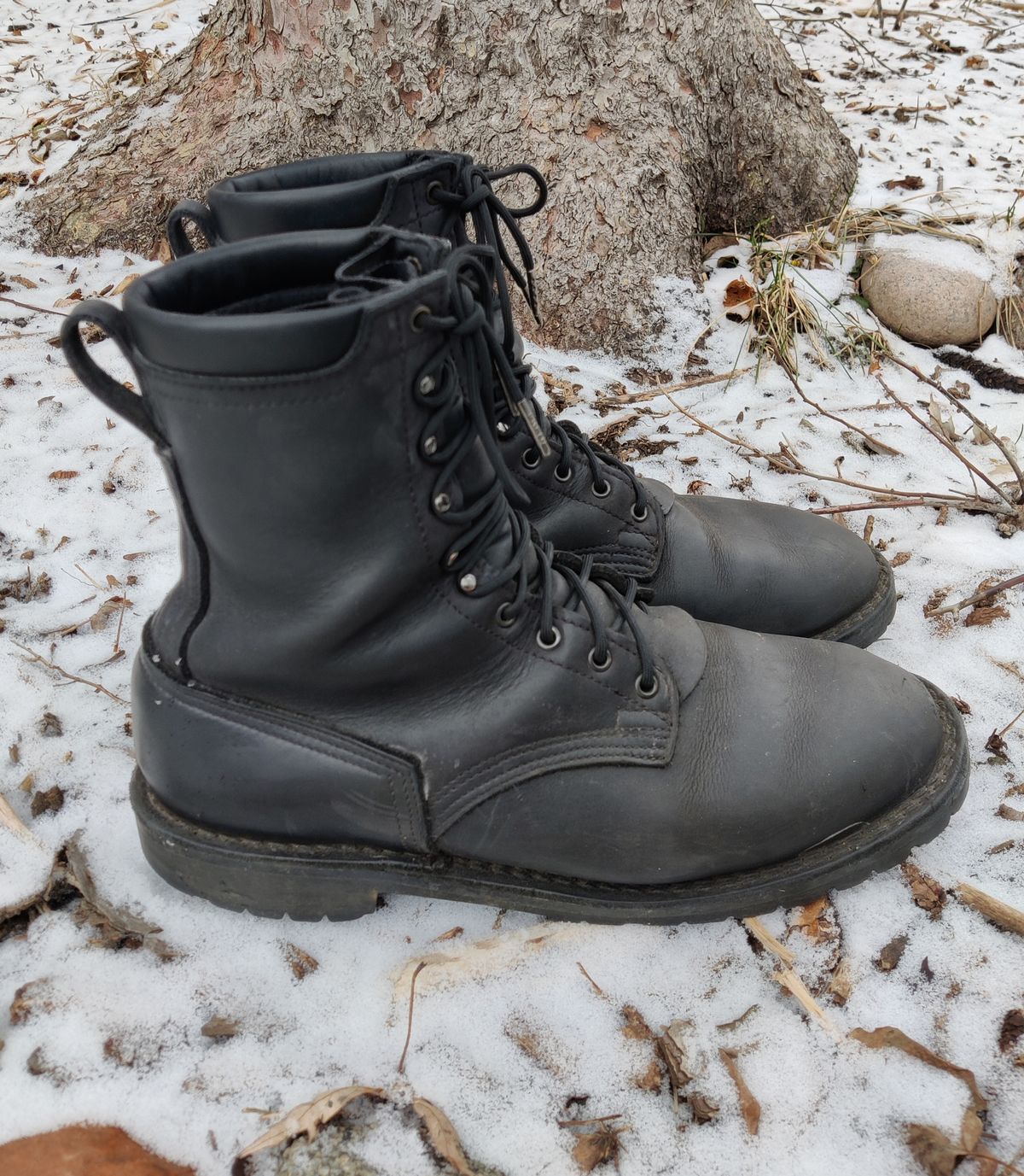 Photo by WhileyRasqual on January 1, 2024 of the Nicks Tactical in Seidel WeatherShield Black.