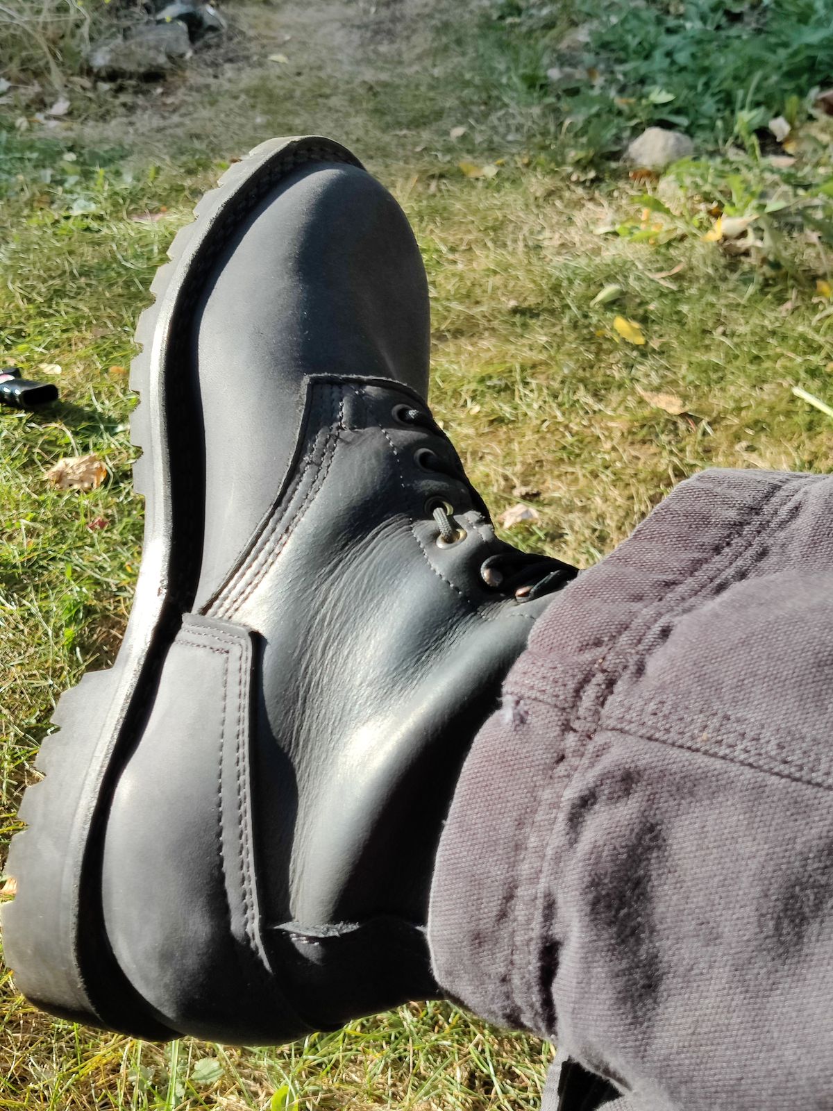 Photo by WhileyRasqual on October 14, 2024 of the Nicks Tactical in Seidel WeatherShield Black.