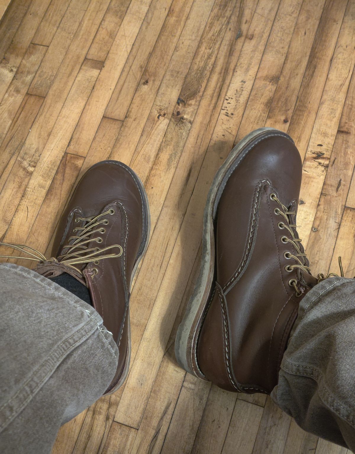 Photo by WhileyRasqual on December 11, 2023 of the Wesco Jobmaster in Seidel Brown Oil Tan.