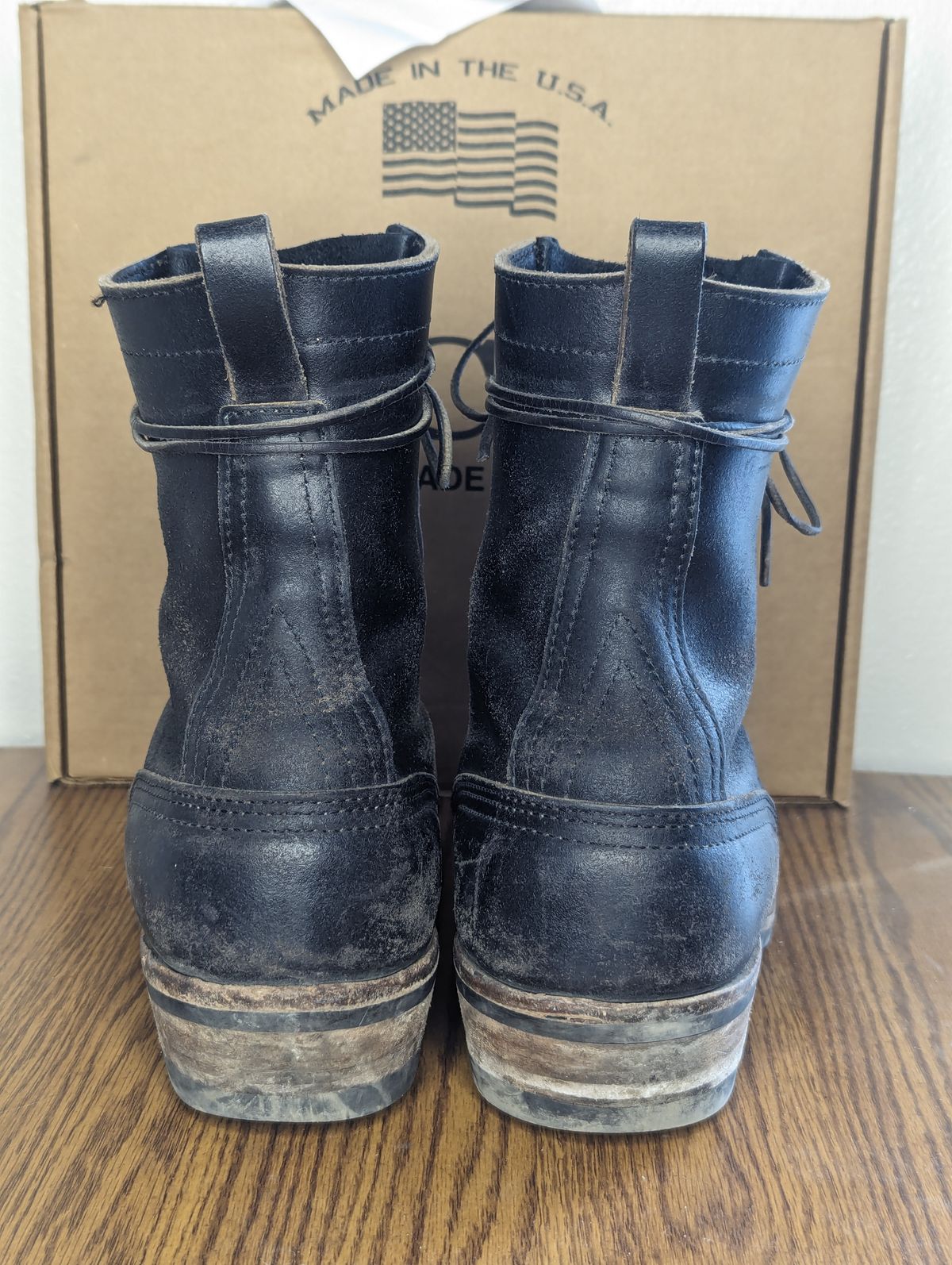 Photo by sassysasser on March 2, 2024 of the Nicks MTO in Horween Black Waxed Flesh.