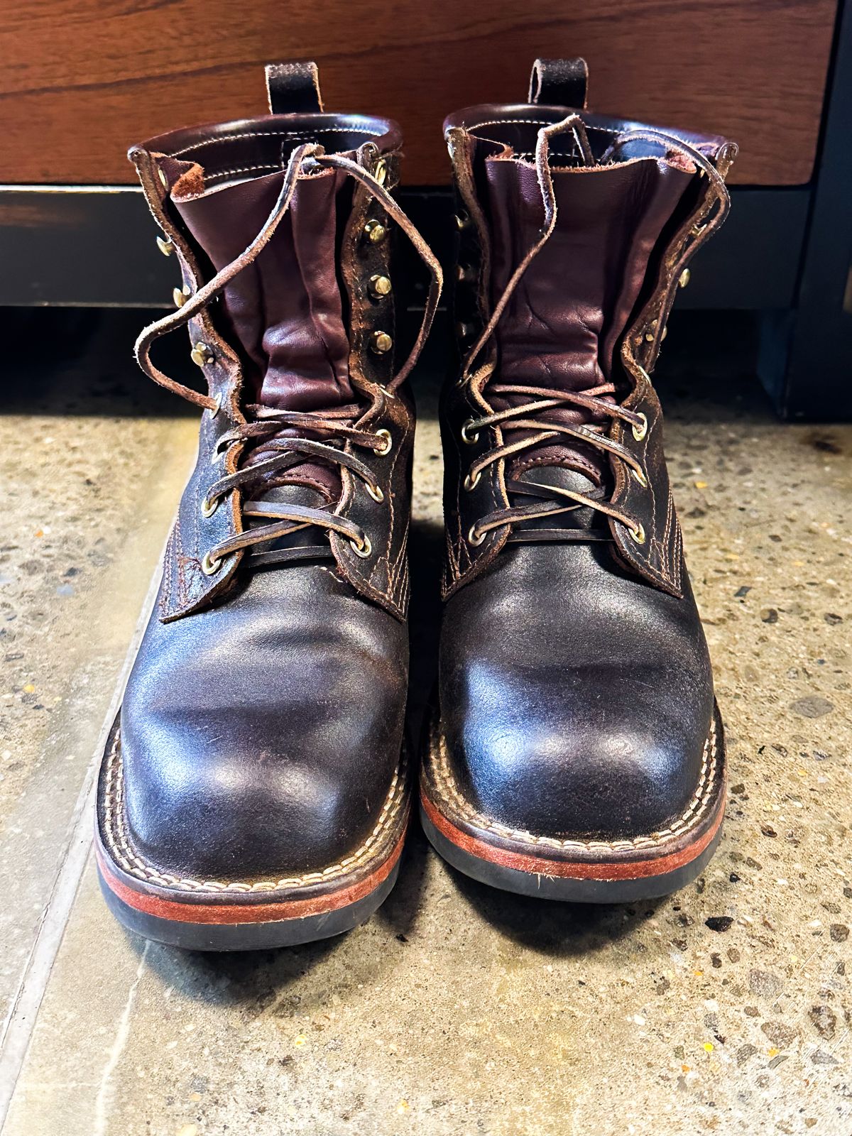 Photo by urban_spelunking on November 1, 2023 of the Nicks Falcon in Horween Brown Waxed Flesh.