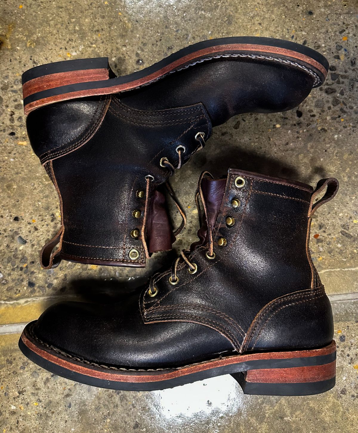 Photo by urban_spelunking on December 4, 2023 of the Nicks Falcon in Horween Brown Waxed Flesh.