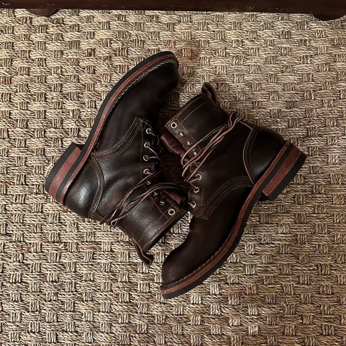 Photo by urban_spelunking on January 5, 2024 of the Nicks Falcon in Horween Brown Waxed Flesh.