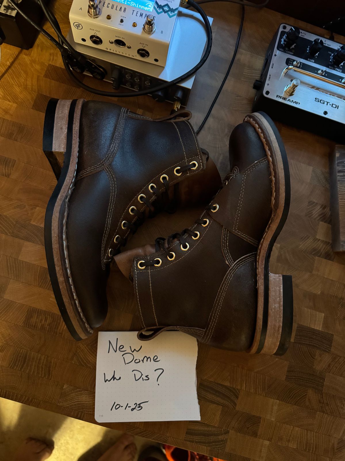 Photo by urban_spelunking on October 1, 2025 of the White's x Division Road LTT Lineman 350 in Horween Olive Waxed Flesh.