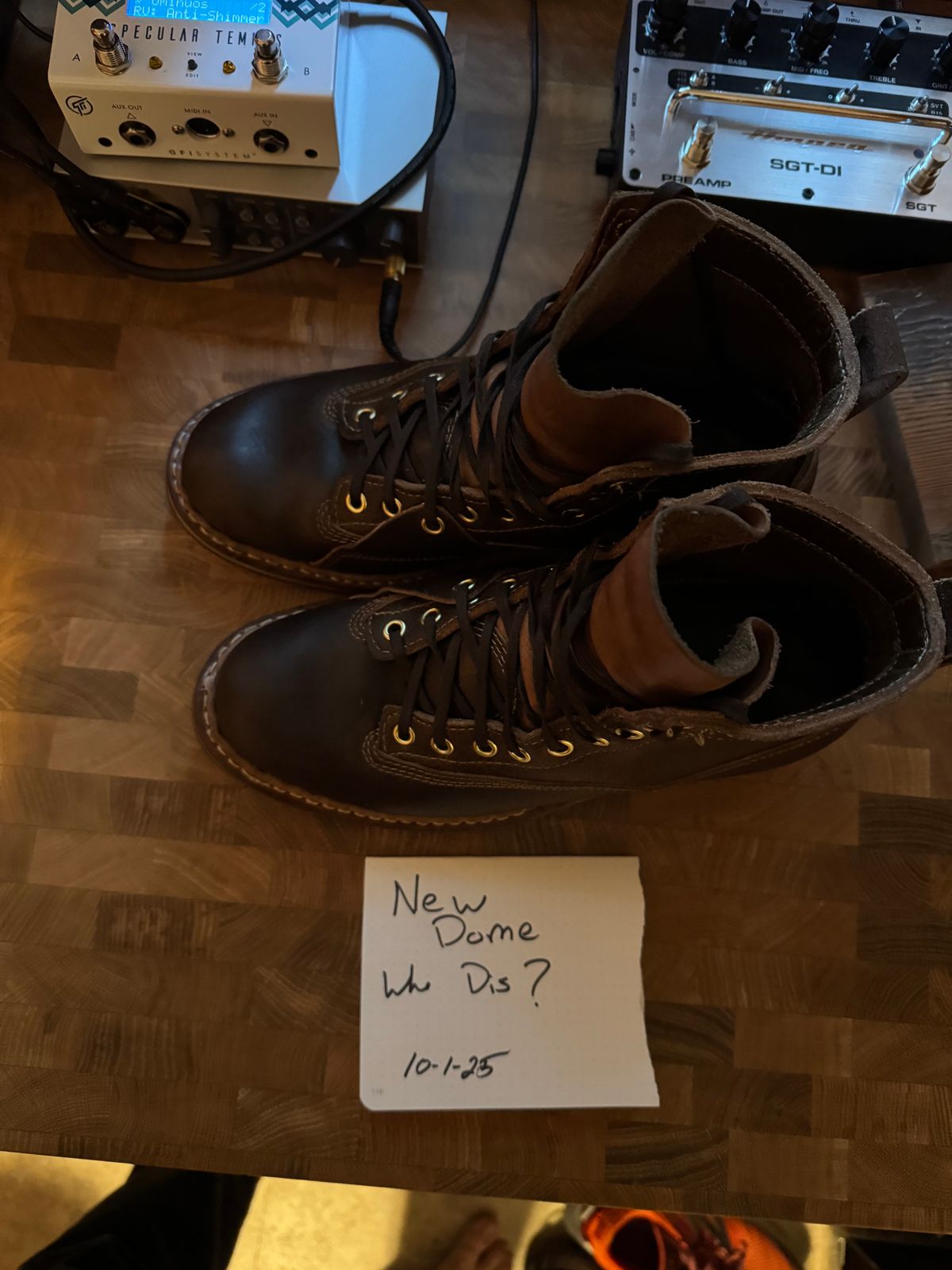 Photo by urban_spelunking on October 1, 2025 of the White's x Division Road LTT Lineman 350 in Horween Olive Waxed Flesh.