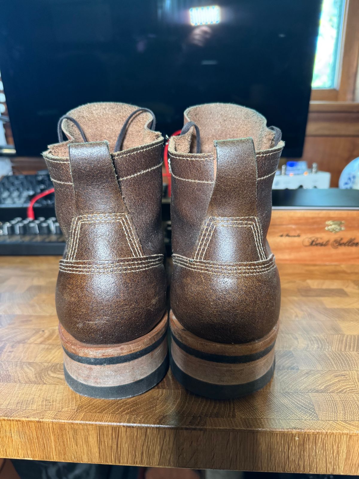 Photo by urban_spelunking on November 1, 2025 of the White's x Division Road LTT Lineman 350 in Horween Olive Waxed Flesh.