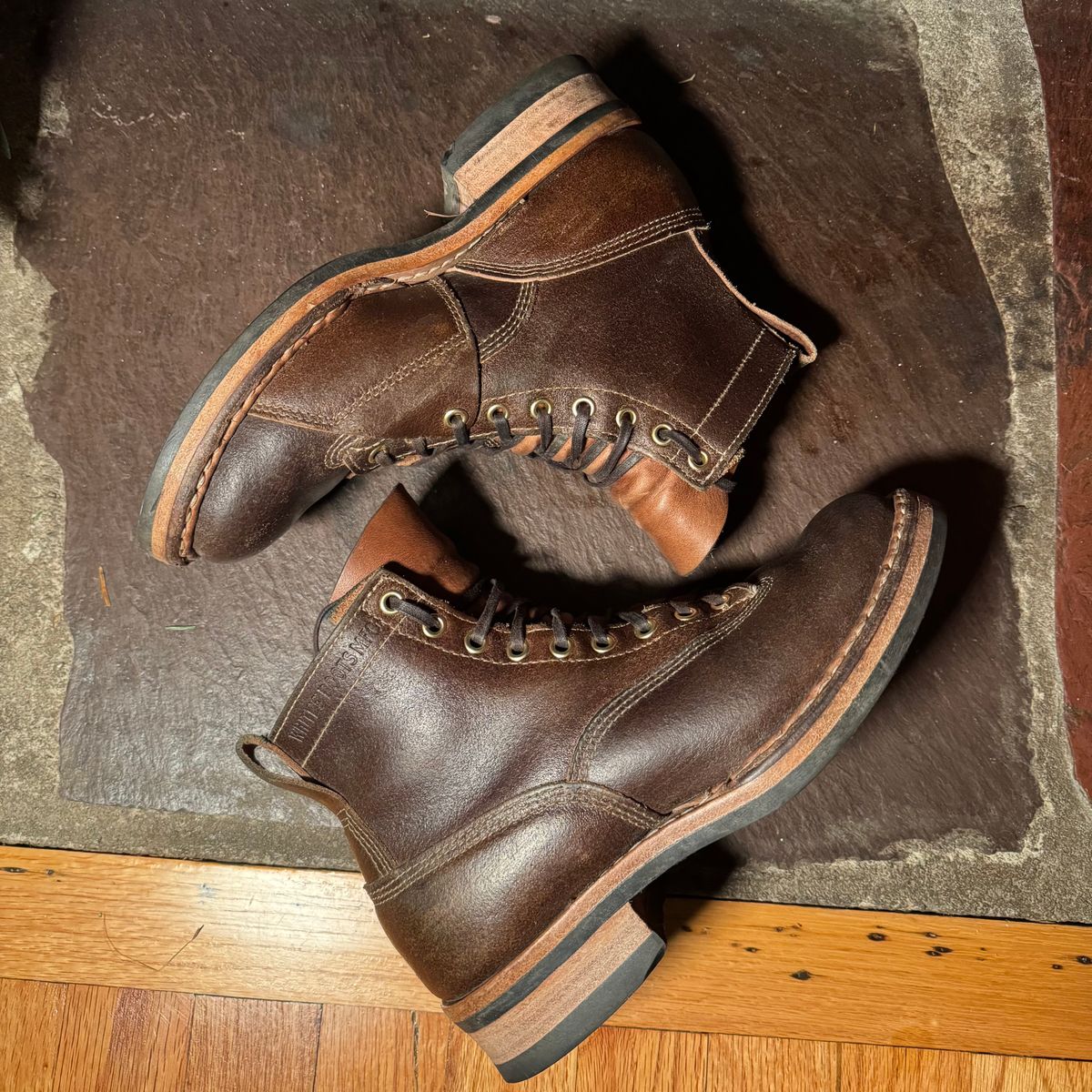 Photo by urban_spelunking on December 3, 2025 of the White's x Division Road LTT Lineman 350 in Horween Olive Waxed Flesh.