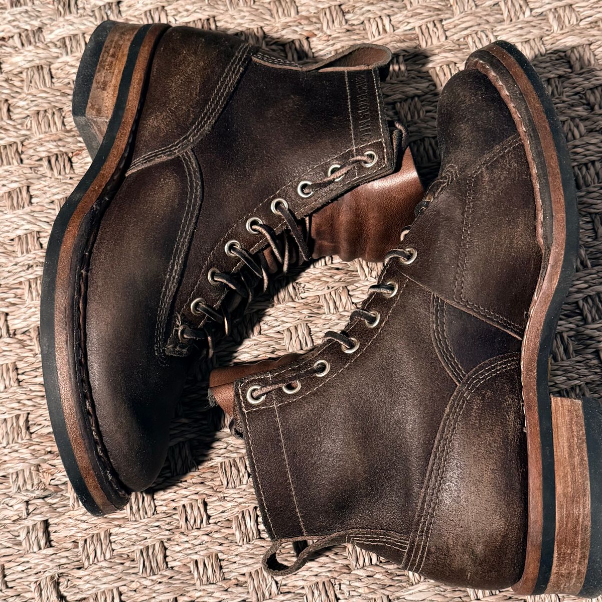 Photo by urban_spelunking on March 3, 2026 of the White's x Division Road LTT Lineman 350 in Horween Olive Waxed Flesh.