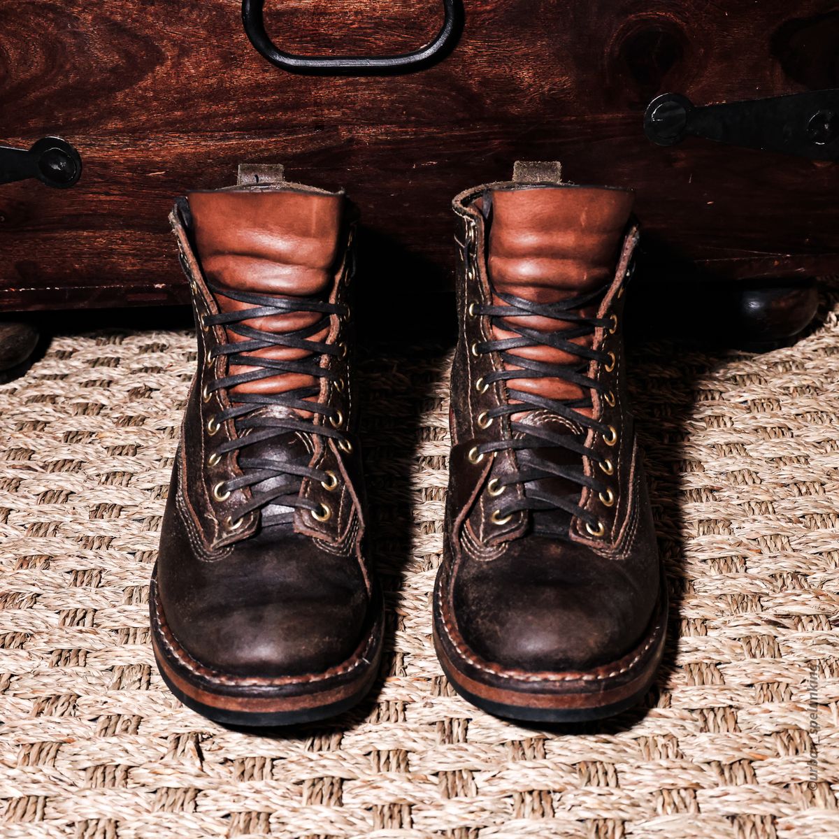 Photo by urban_spelunking on April 5, 2026 of the White's x Division Road LTT Lineman 350 in Horween Olive Waxed Flesh.