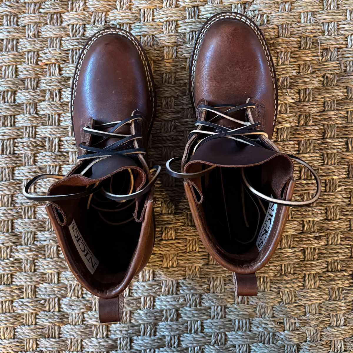 Photo by urban_spelunking on October 1, 2024 of the Nicks Custom Model in Italian Brown Cypress.