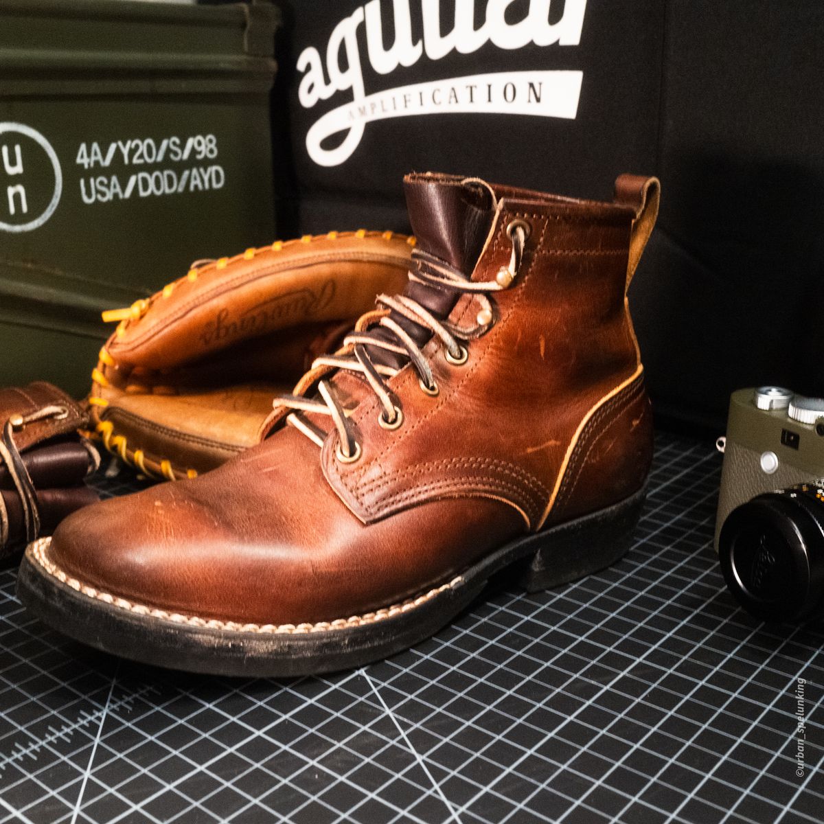 Photo by urban_spelunking on December 3, 2024 of the Nicks Custom Model in Italian Brown Cypress.