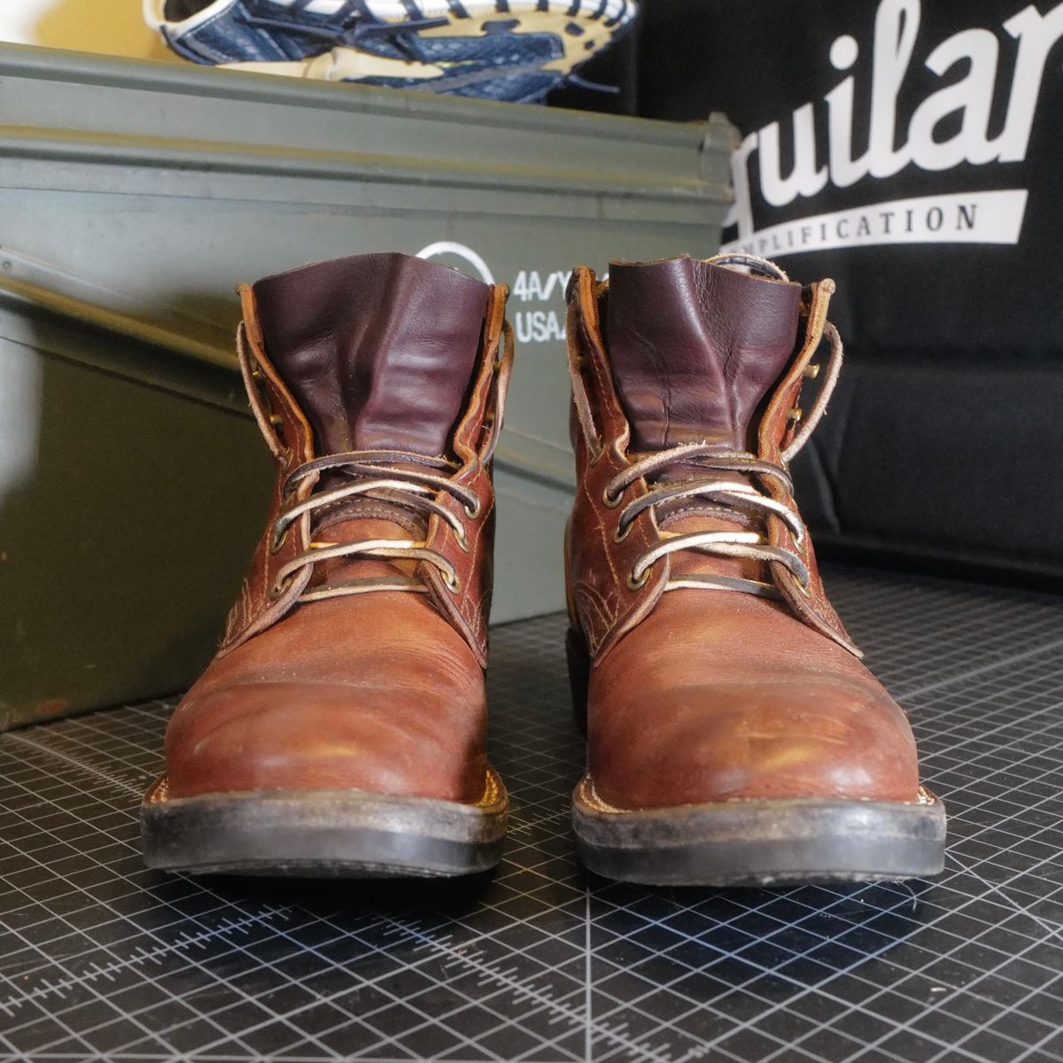 Photo by urban_spelunking on February 5, 2025 of the Nicks Custom Model in Italian Brown Cypress.