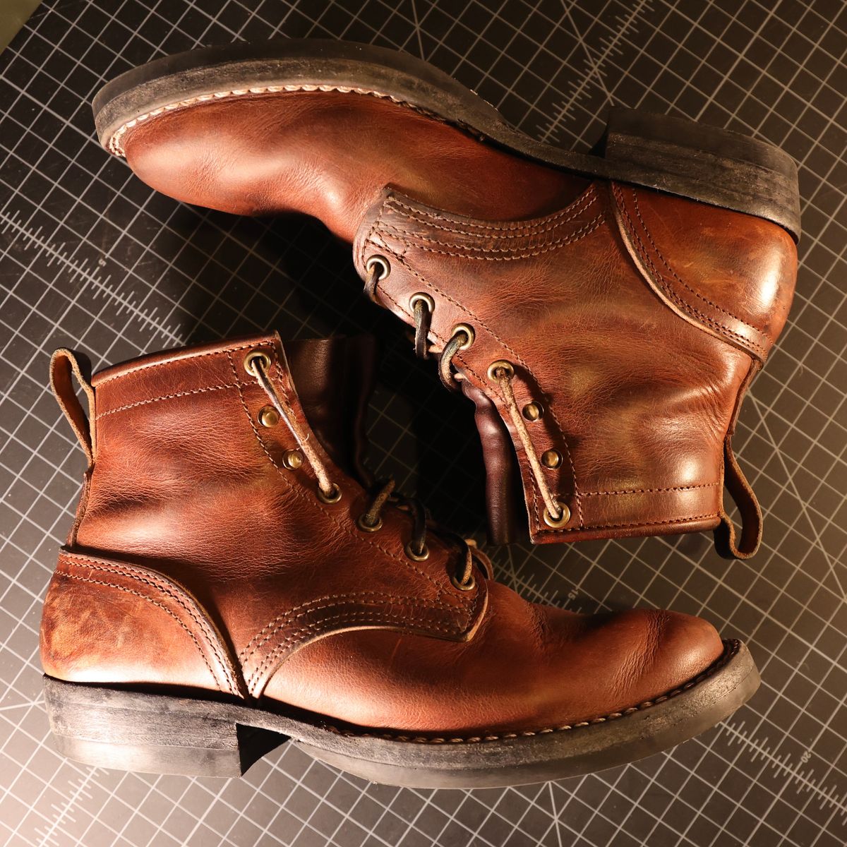 Photo by urban_spelunking on March 4, 2025 of the Nicks Custom Model in Italian Brown Cypress.