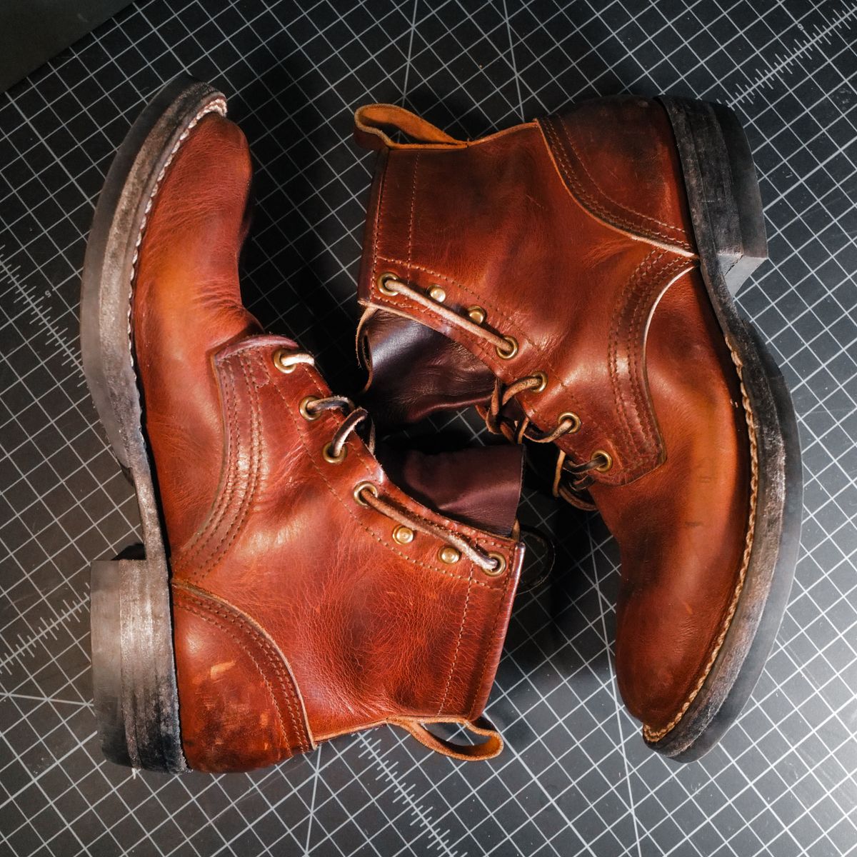 Photo by urban_spelunking on April 4, 2025 of the Nicks Custom Model in Italian Brown Cypress.