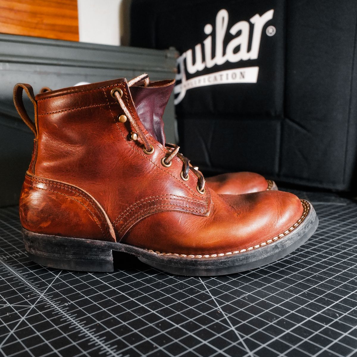 Photo by urban_spelunking on April 4, 2025 of the Nicks Custom Model in Italian Brown Cypress.