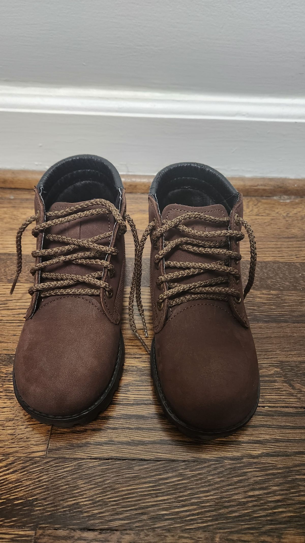 Photo by WeltedOne on October 1, 2023 of the Zimmerman Shoes Levon High Top in Chocolate Nubuck.