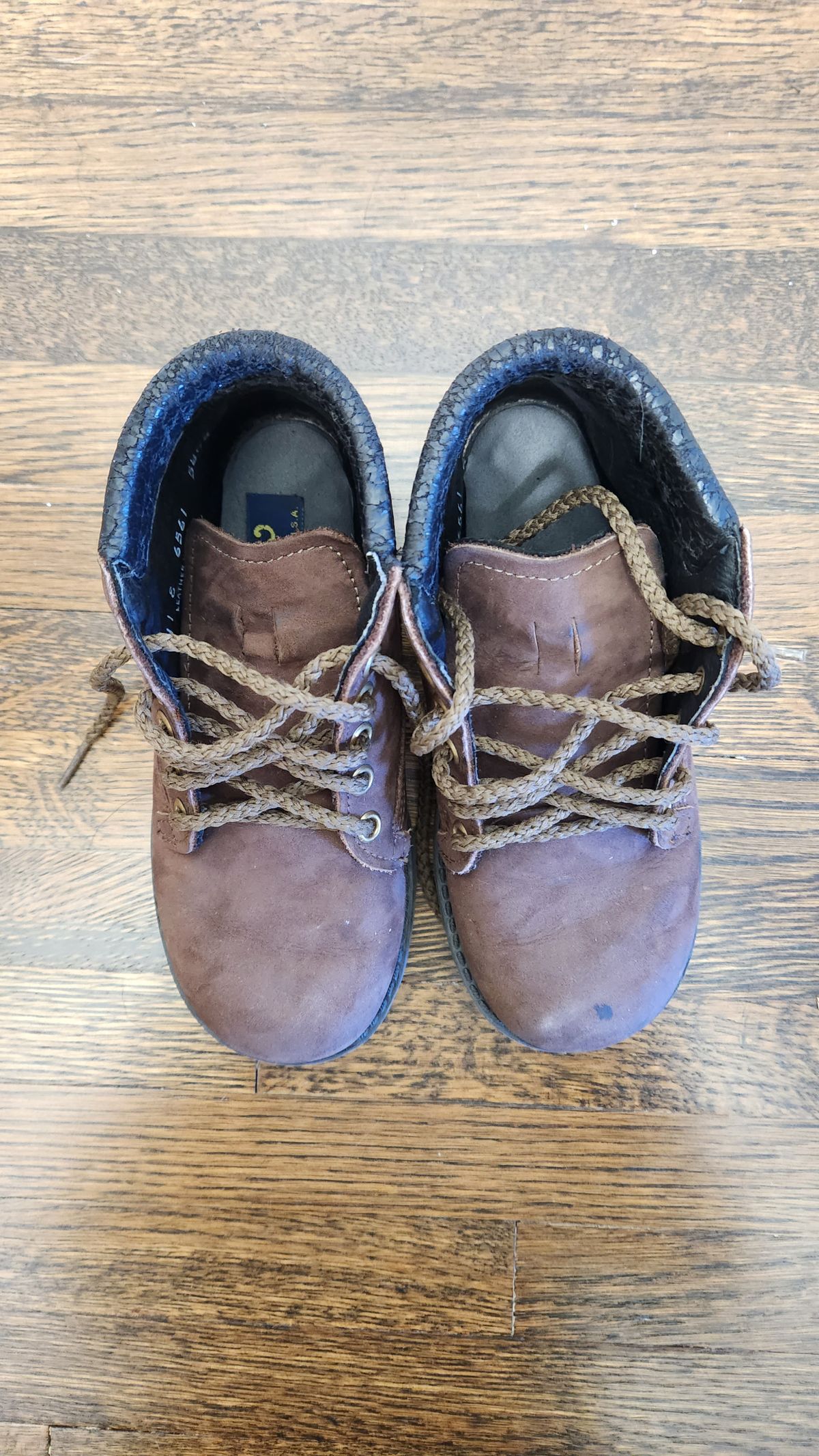 Photo by WeltedOne on November 5, 2023 of the Zimmerman Shoes Levon High Top in Chocolate Nubuck.