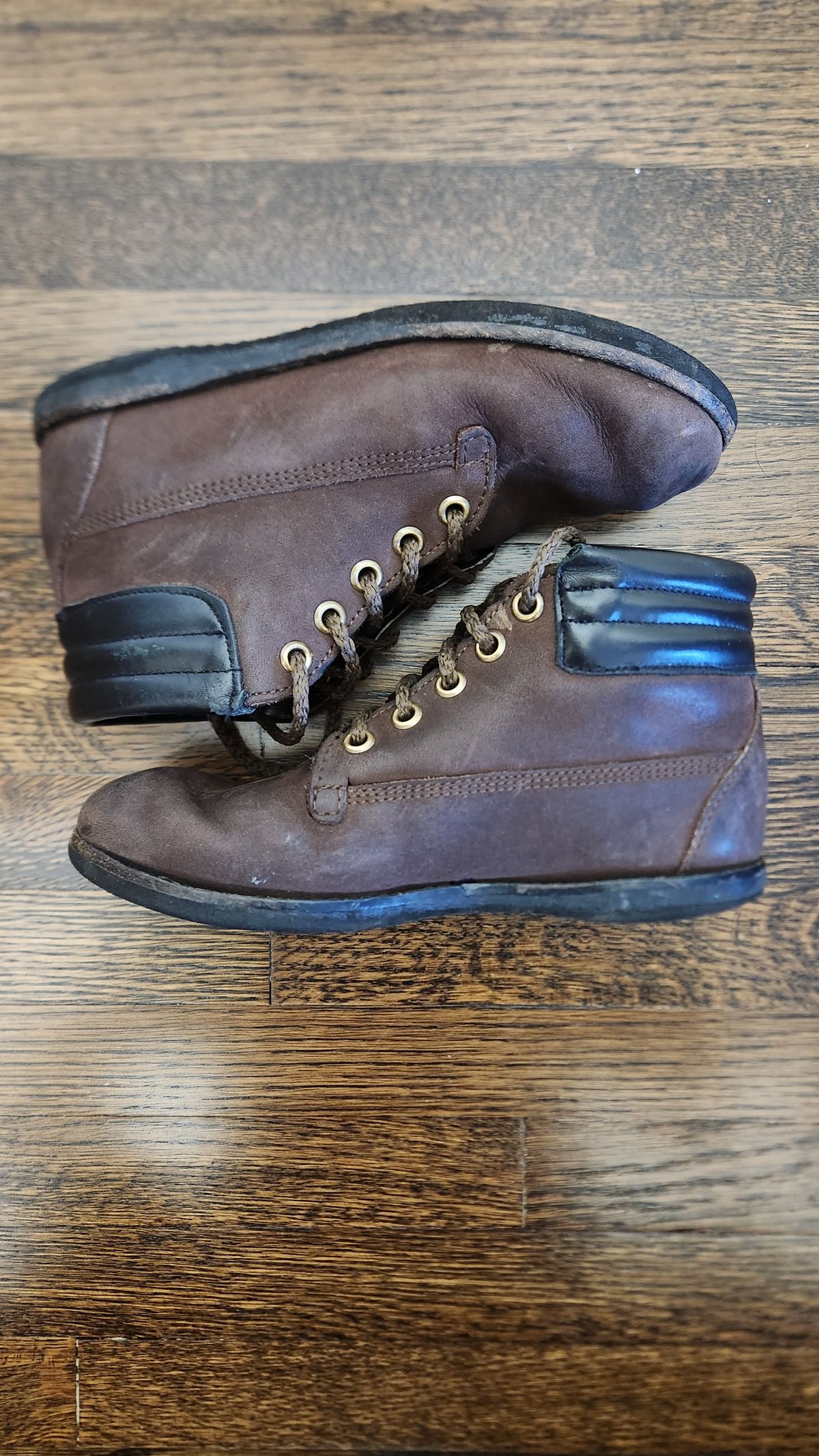 Photo by WeltedOne on January 5, 2024 of the Zimmerman Shoes Levon High Top in Chocolate Nubuck.