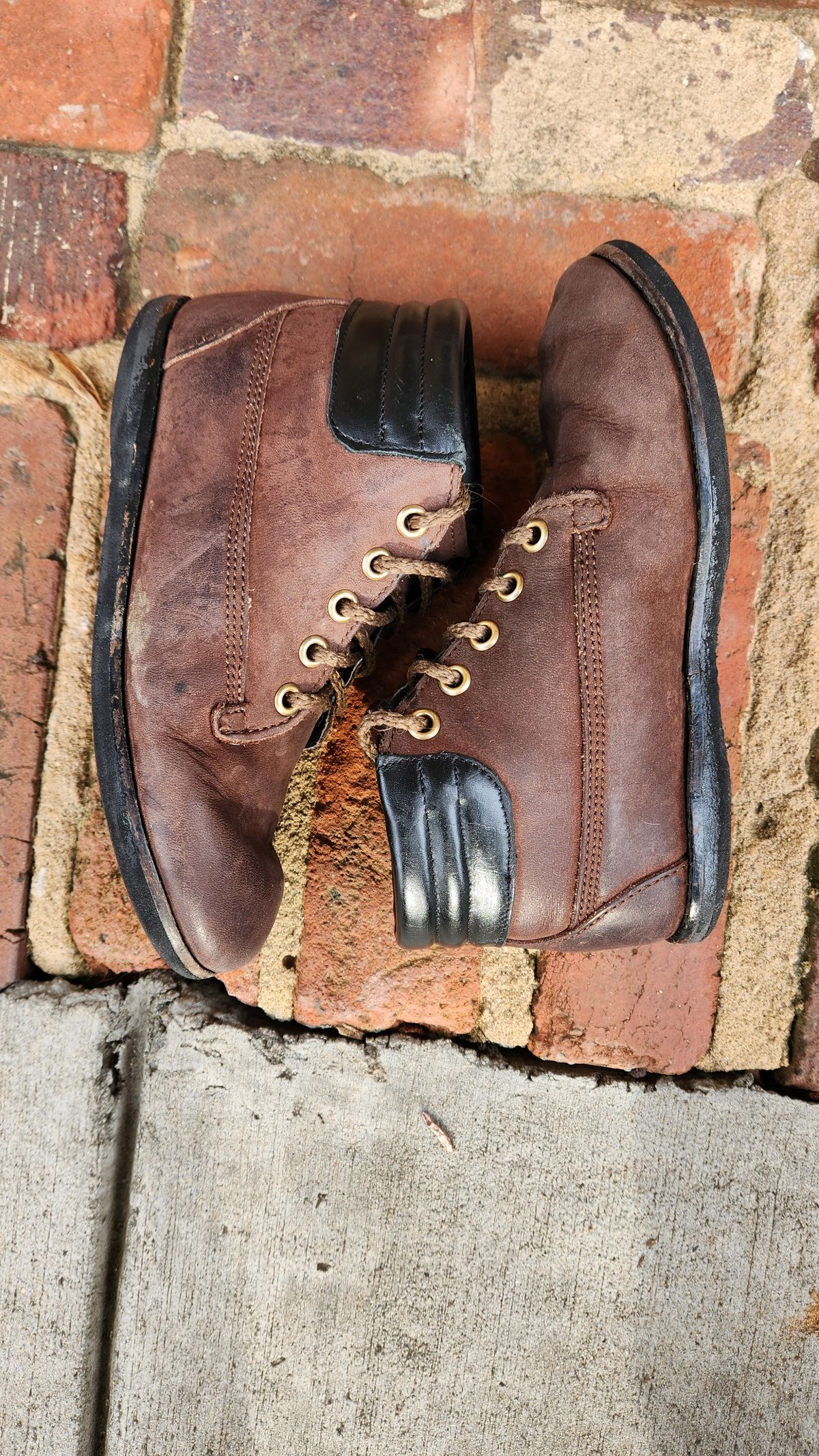 Photo by WeltedOne on February 4, 2024 of the Zimmerman Shoes Levon High Top in Chocolate Nubuck.