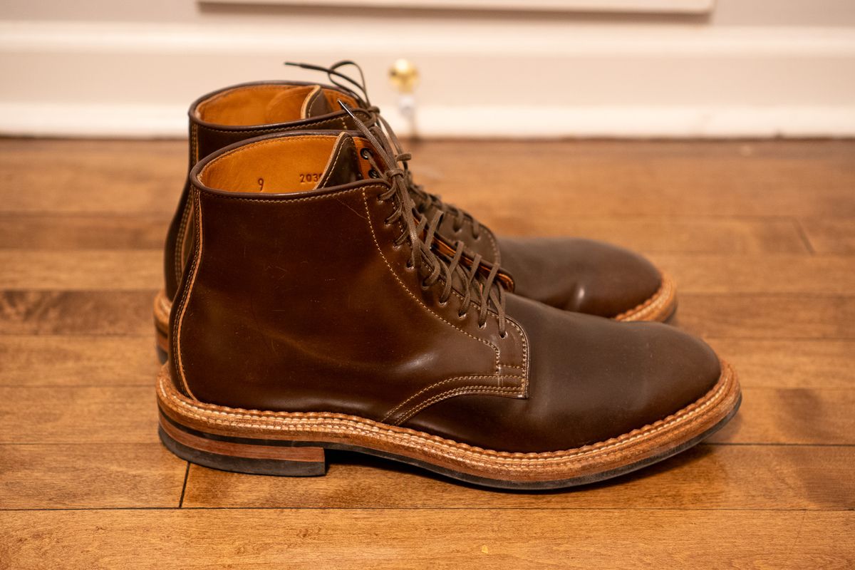 Photo by pesayerm on November 6, 2025 of the Viberg Derby Boot in Horween Dark Cognac Shell Cordovan.