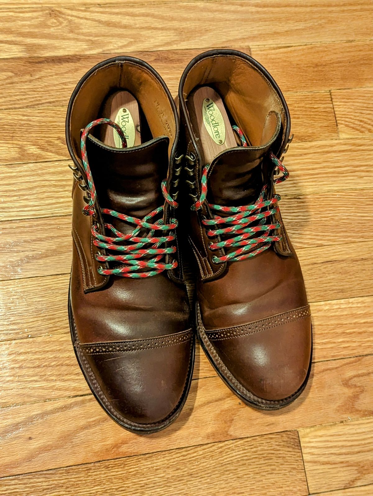 Photo by funfetti on December 4, 2023 of the Viberg Service Boot BCT in Horween Color 4 Shell Cordovan.