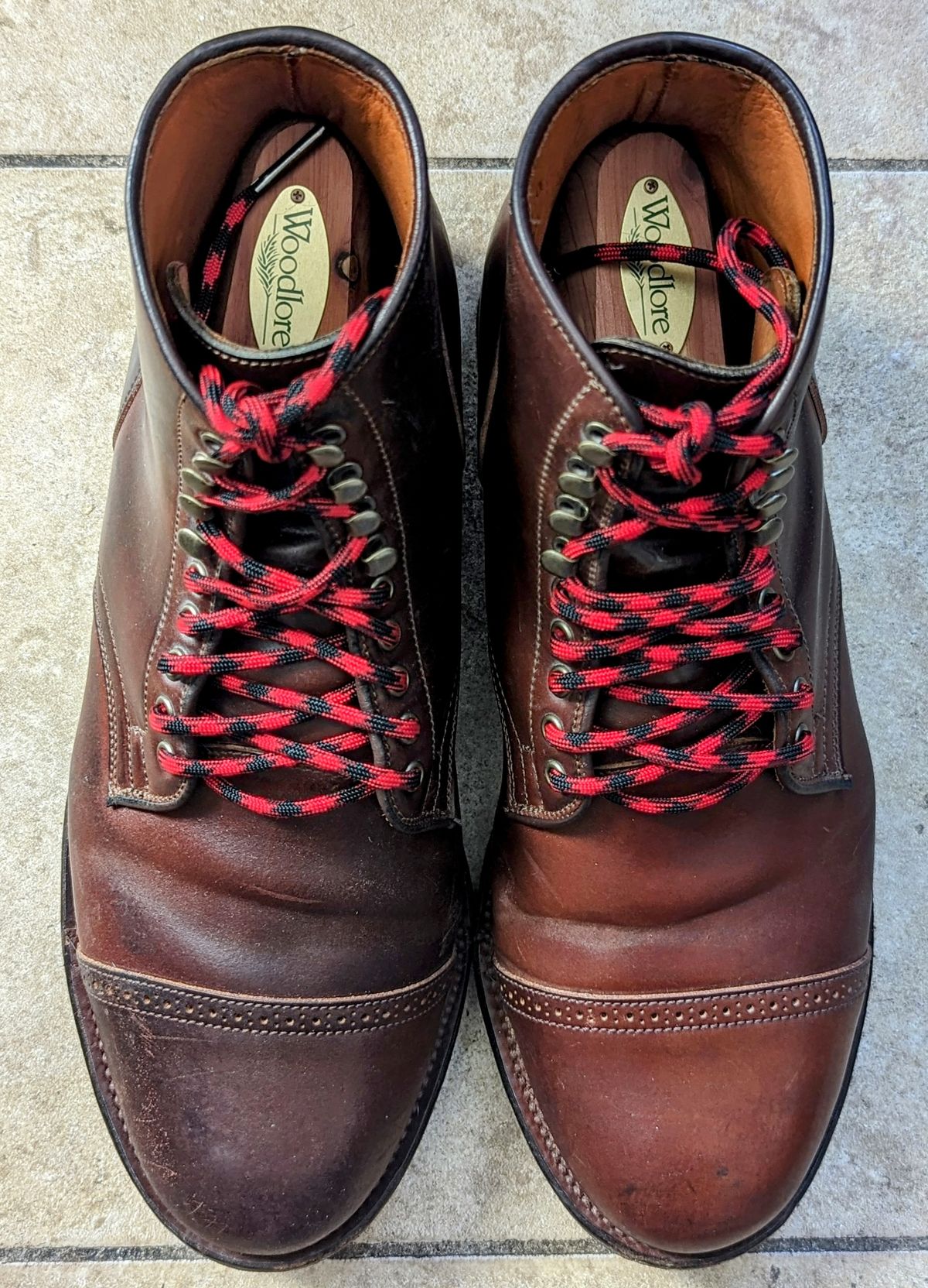 Photo by funfetti on February 4, 2024 of the Viberg Service Boot BCT in Horween Color 4 Shell Cordovan.