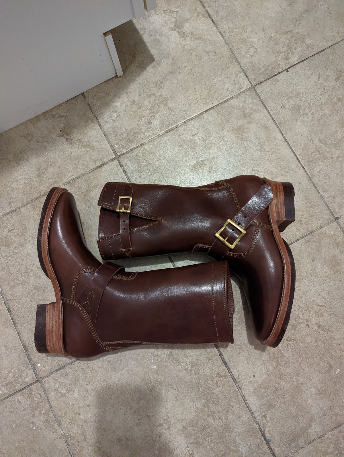 Photo by funfetti on November 5, 2022 of the Prof Barnets Neocliffwood Boots in Tochigi Jeans #8 Chocolate.
