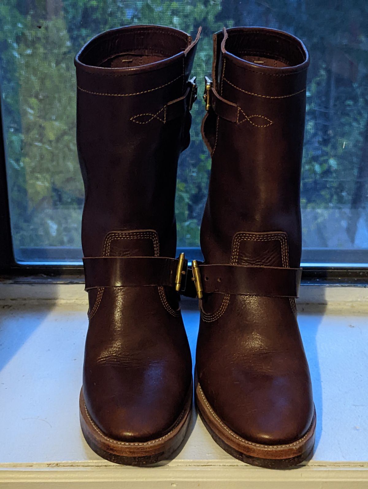 Photo by funfetti on December 4, 2022 of the Prof Barnets Neocliffwood Boots in Tochigi Jeans #8 Chocolate.