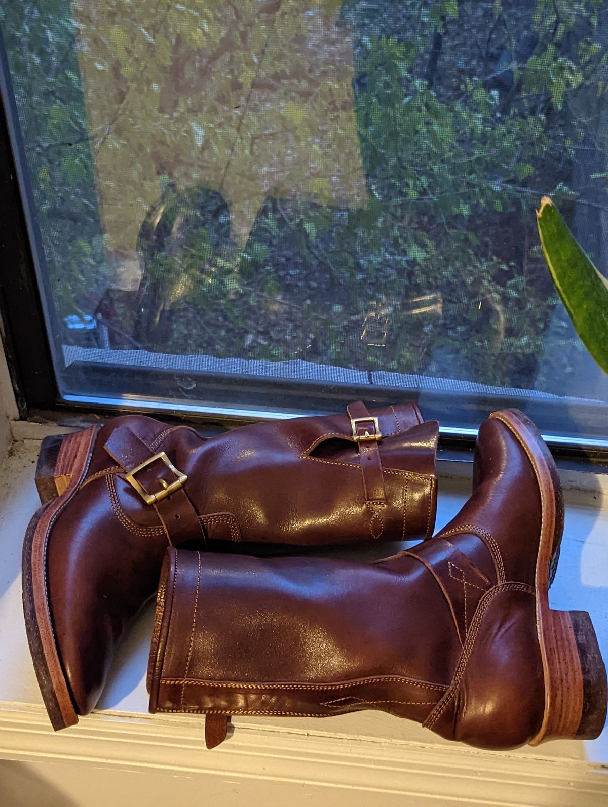 Photo by funfetti on December 4, 2022 of the Prof Barnets Neocliffwood Boots in Tochigi Jeans #8 Chocolate.