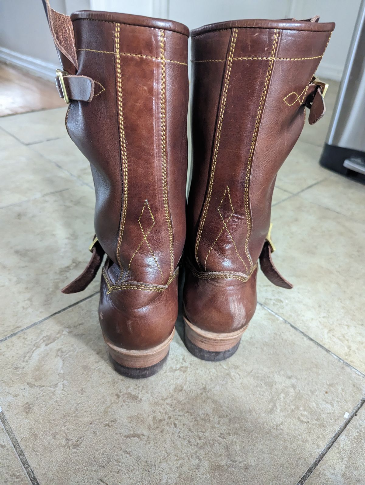 Photo by funfetti on January 3, 2023 of the Prof Barnets Neocliffwood Boots in Tochigi Jeans #8 Chocolate.