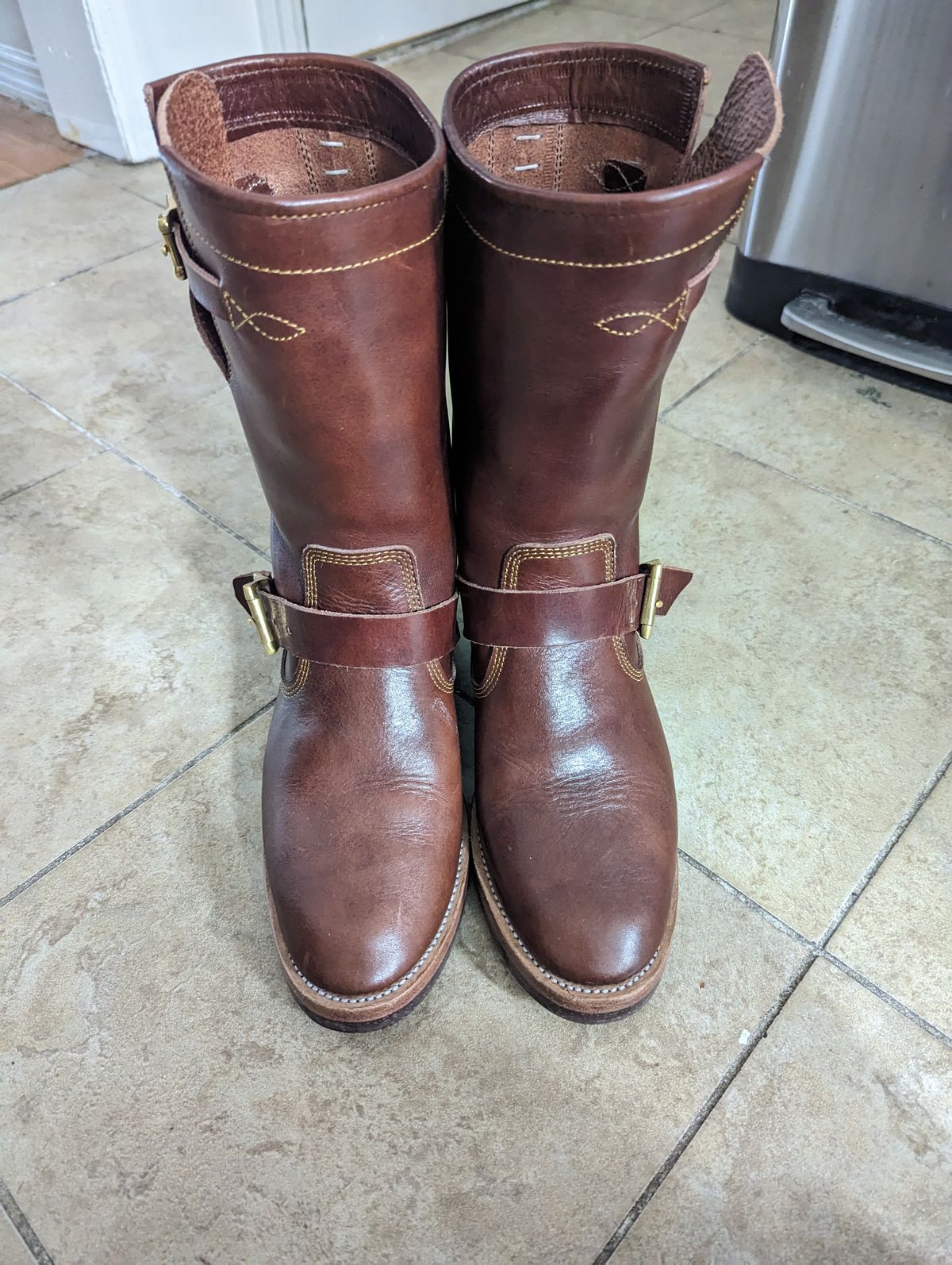 Photo by funfetti on January 3, 2023 of the Prof Barnets Neocliffwood Boots in Tochigi Jeans #8 Chocolate.