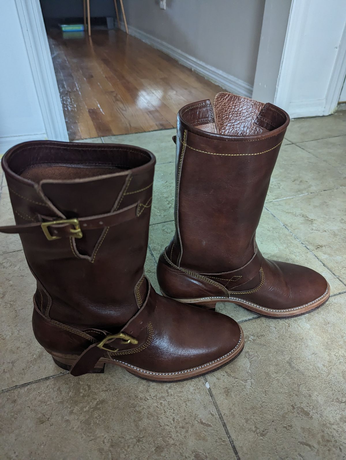 Photo by funfetti on January 3, 2023 of the Prof Barnets Neocliffwood Boots in Tochigi Jeans #8 Chocolate.