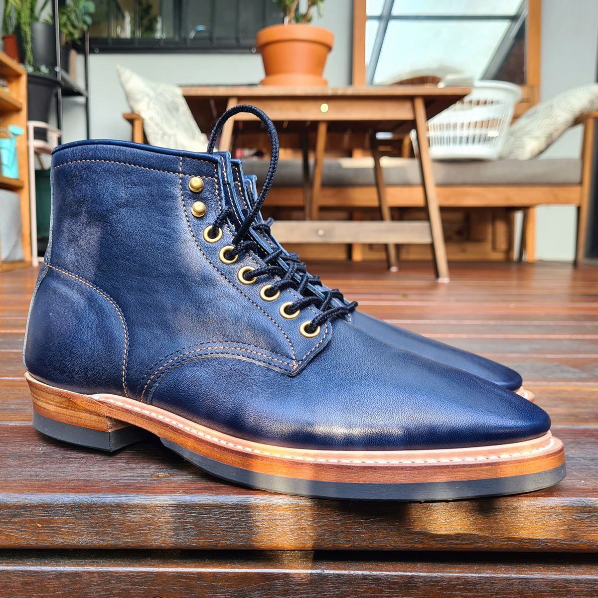 Photo by ChuckTales on June 12, 2023 of the Y'2 Leather Work Boot in Indigo Horsehide.