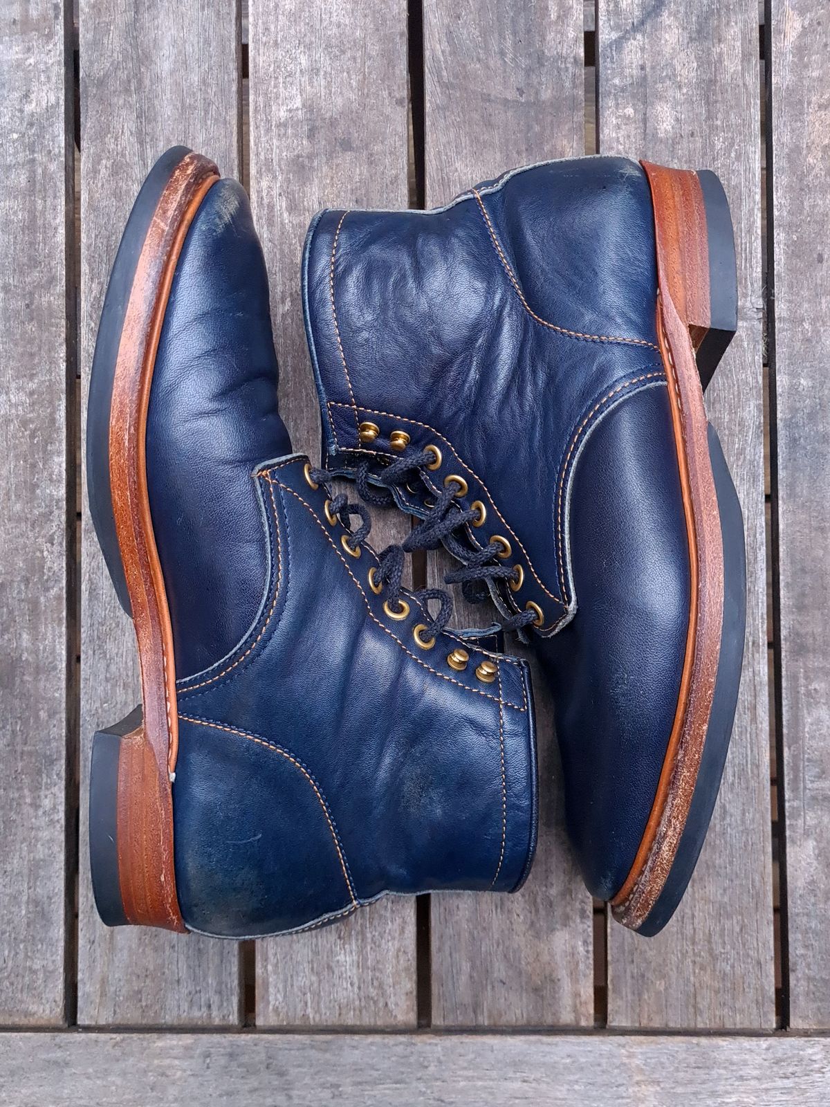 Photo by ChuckTales on March 5, 2024 of the Y'2 Leather Work Boot in Indigo Horsehide.