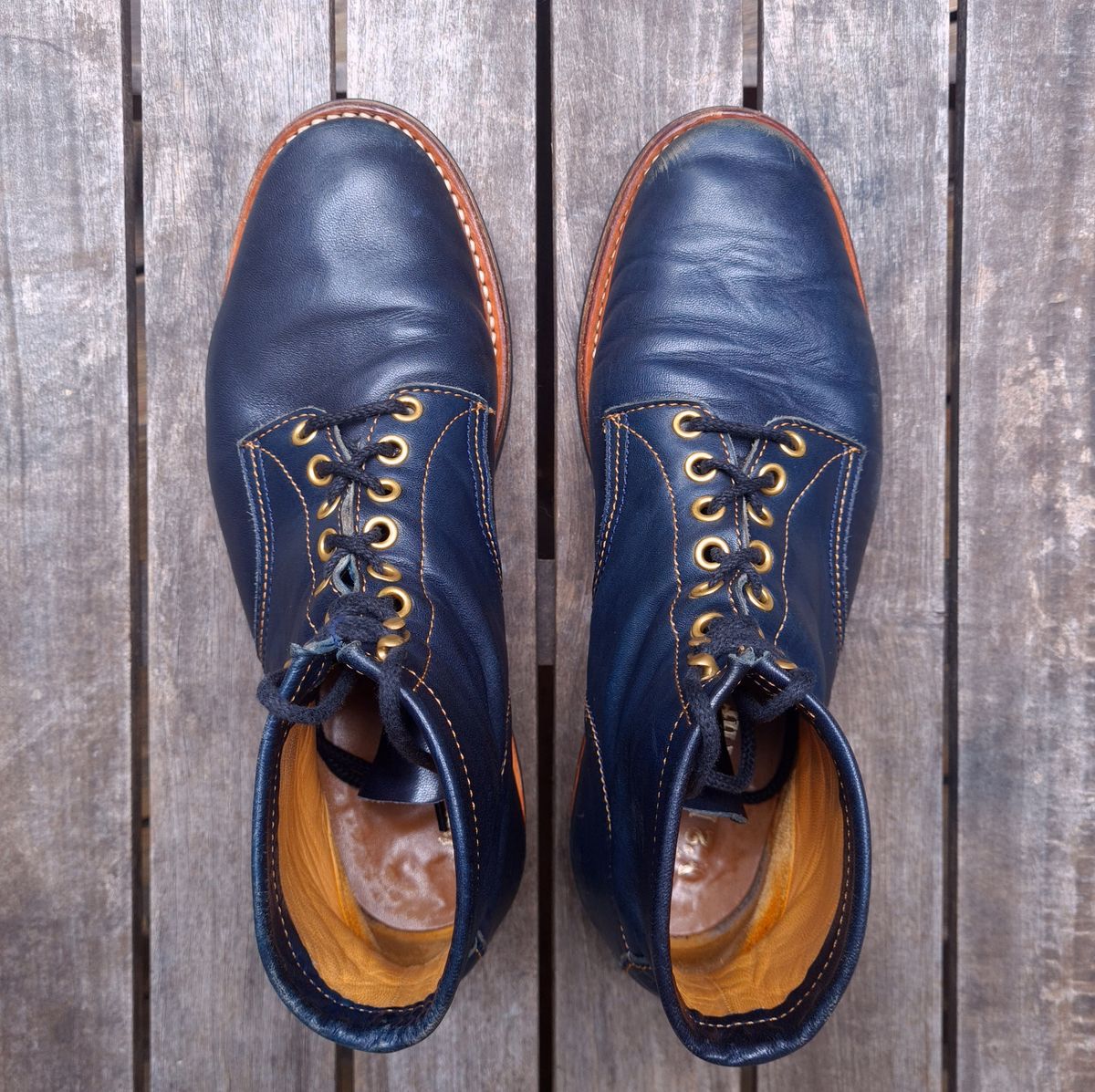 Photo by ChuckTales on April 2, 2024 of the Y'2 Leather Work Boot in Indigo Horsehide.