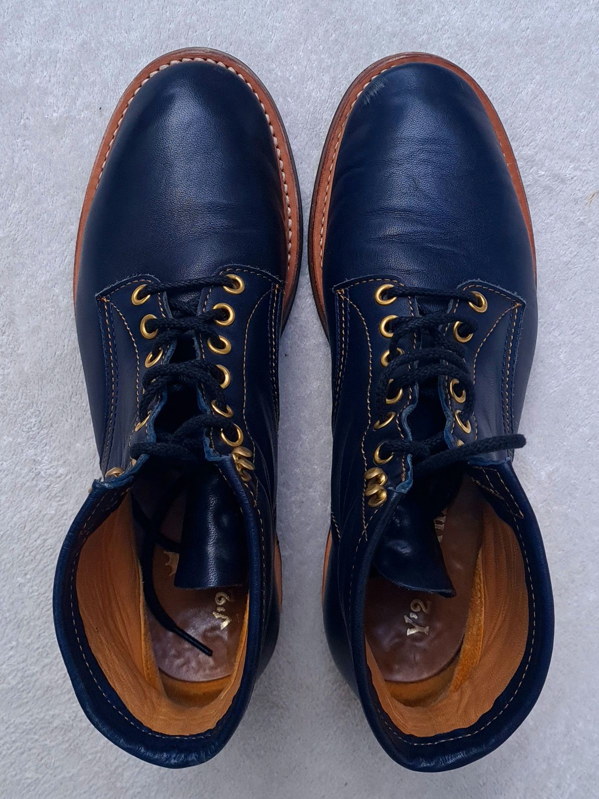Photo by ChuckTales on November 1, 2023 of the Y'2 Leather Work Boot in Indigo Horsehide.